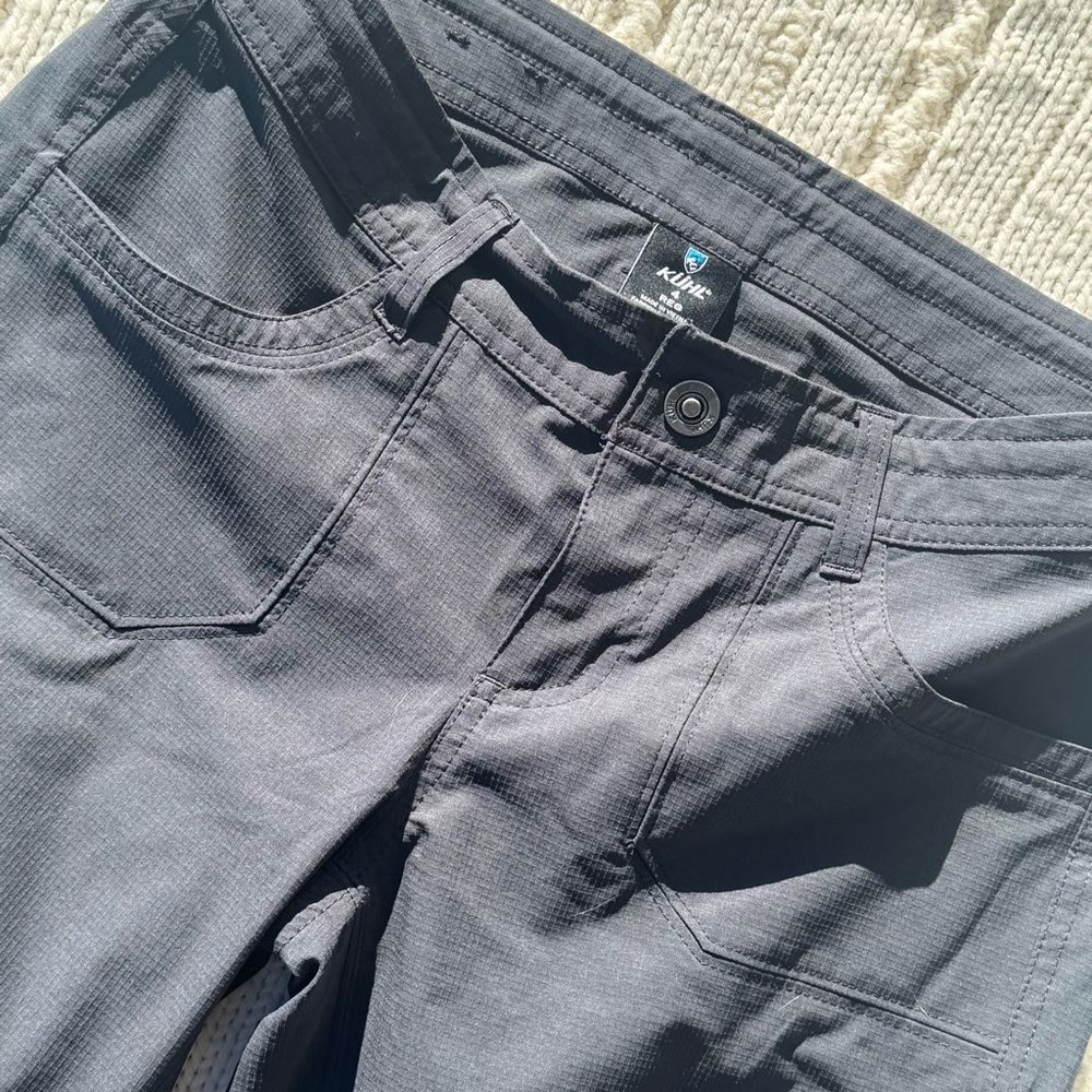 Kuhl Women’s Horizon Convertible Hiking Pants, Dark Charcoal Grey, Size 4 - Picture 3 of 9